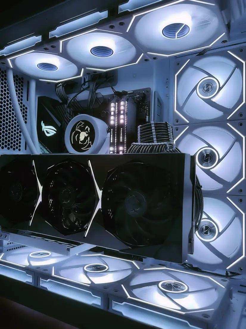 Montaje Hardware Gaming PC Fractal AMD Intel Domicilio Las Tablas Informático Las Tablas - Montaje Hardware Gaming PC Fractal AMD Intel Domicilio Las Tablas